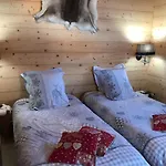 De La Royotte - Sauna & Шале *