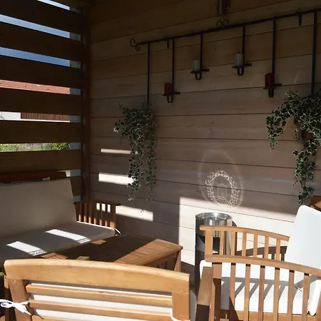 Chalé De La Royotte - Sauna & *