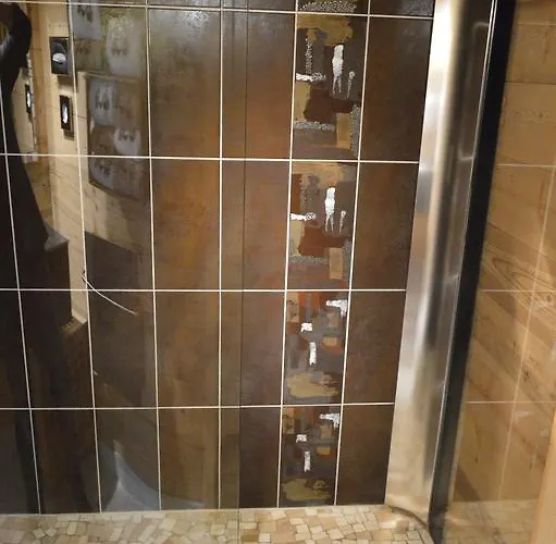 De La Royotte - Sauna & ג'רארדמר