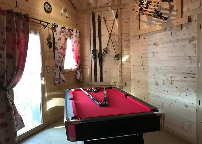 De La Royotte - Sauna & בקתה